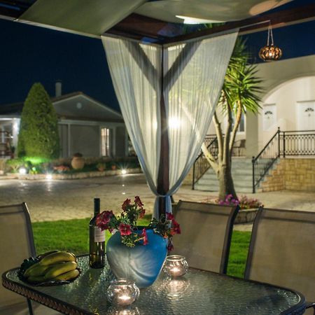 Mystic Garden Apartments Закинтос Экстерьер фото